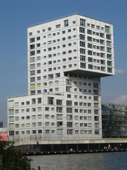 Silverline. Architect: Claus & Kaan